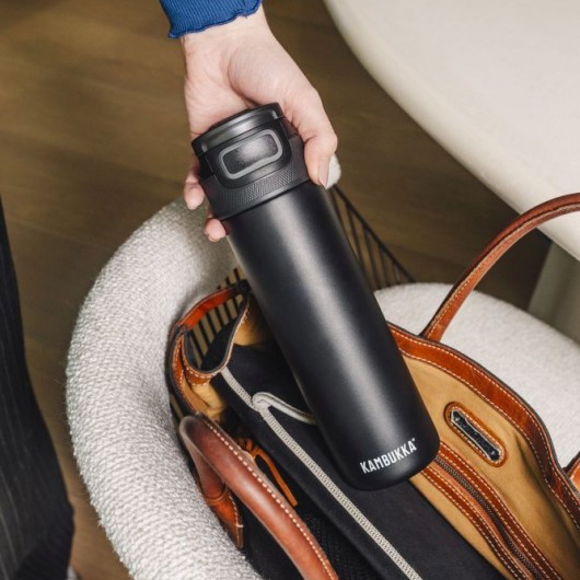 Термопляшка для води Kambukka Elton Insulated вакуумна 600 мл насичена чорна - 11-03038 Термопляшка для води Kambukka Elton Insulated вакуумна 600 мл насичена чорна - 11-03038